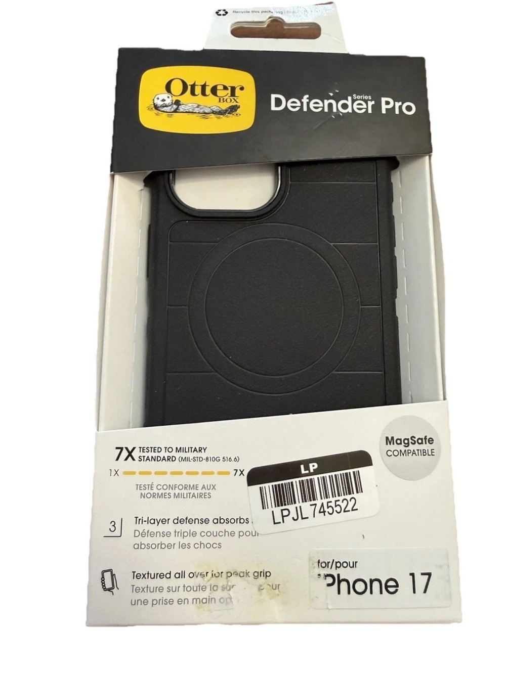 OtterBox Defender Pro Rugged Case for iPhone 17 - Black New sealed In Box